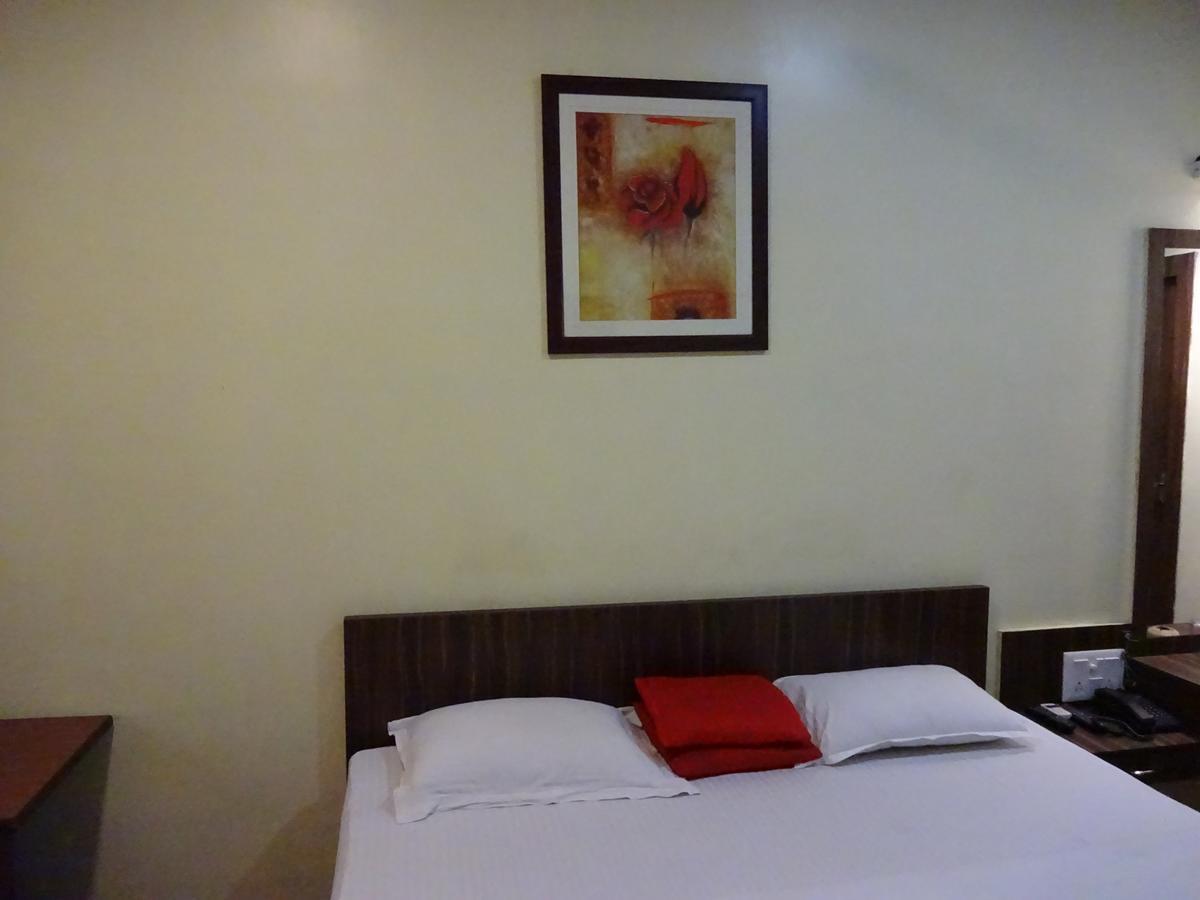 Monovilla Inn Kalküta Dış mekan fotoğraf